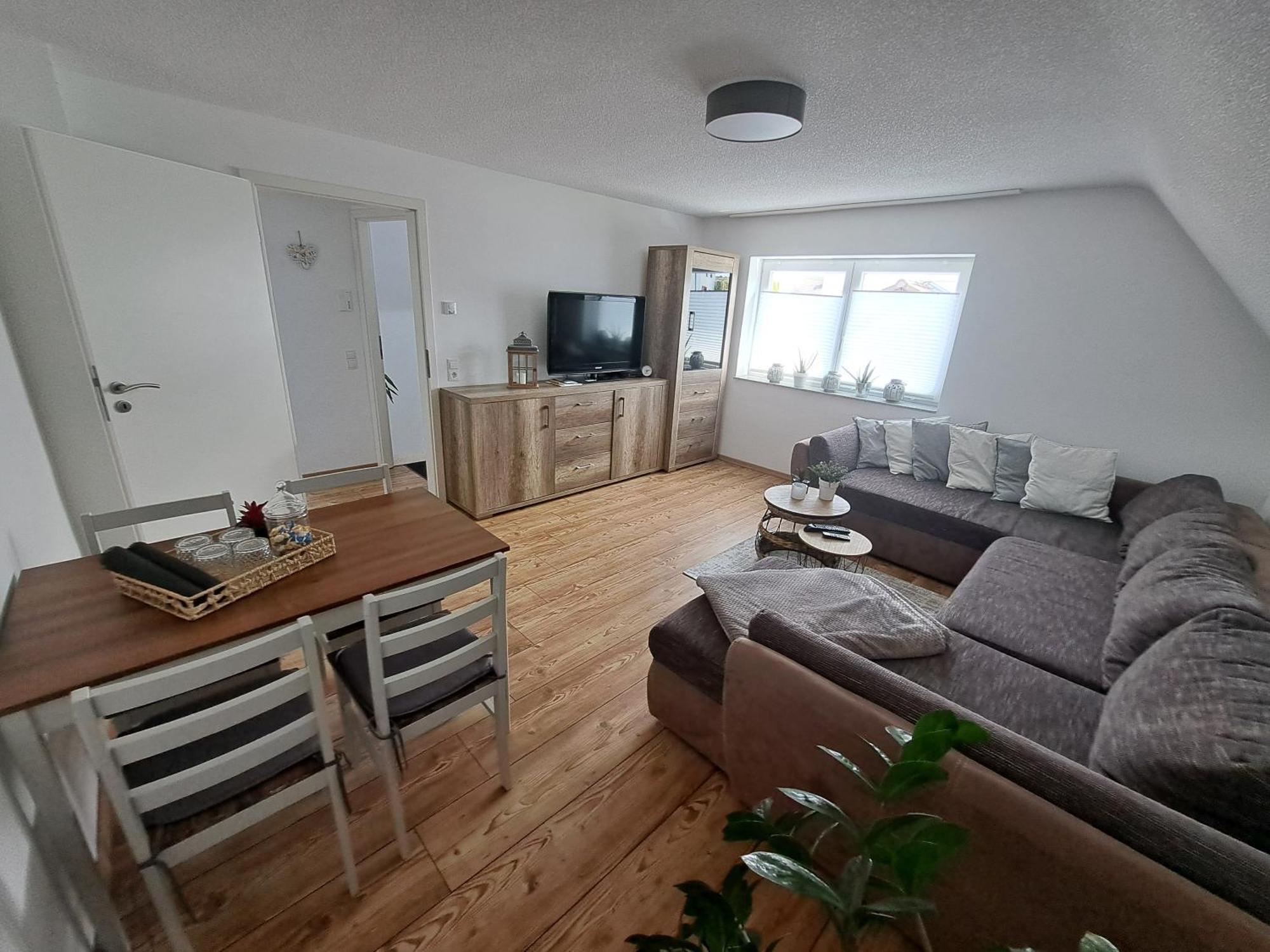 Wunderschoenes 2 Zimmer Apartment Inkl. Parkplatz Asbach  Exterior photo