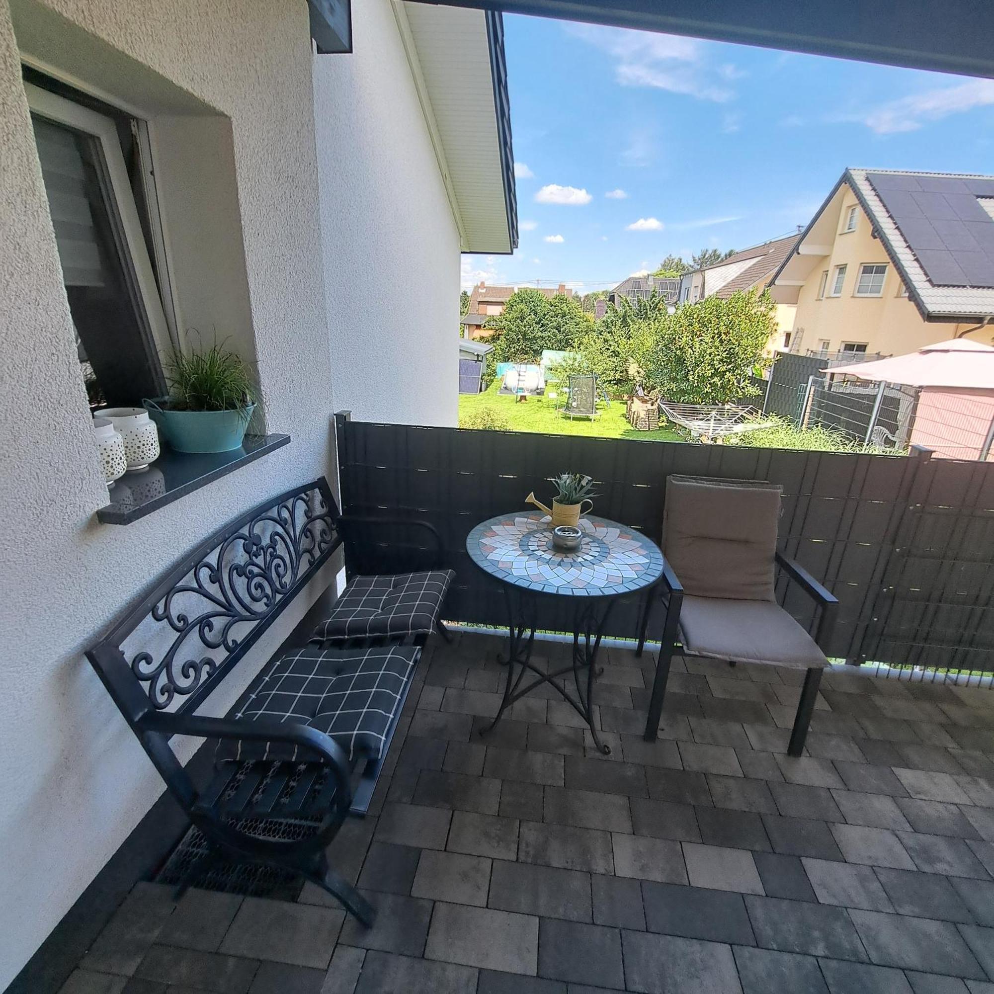 Wunderschoenes 2 Zimmer Apartment Inkl. Parkplatz Asbach  Exterior photo