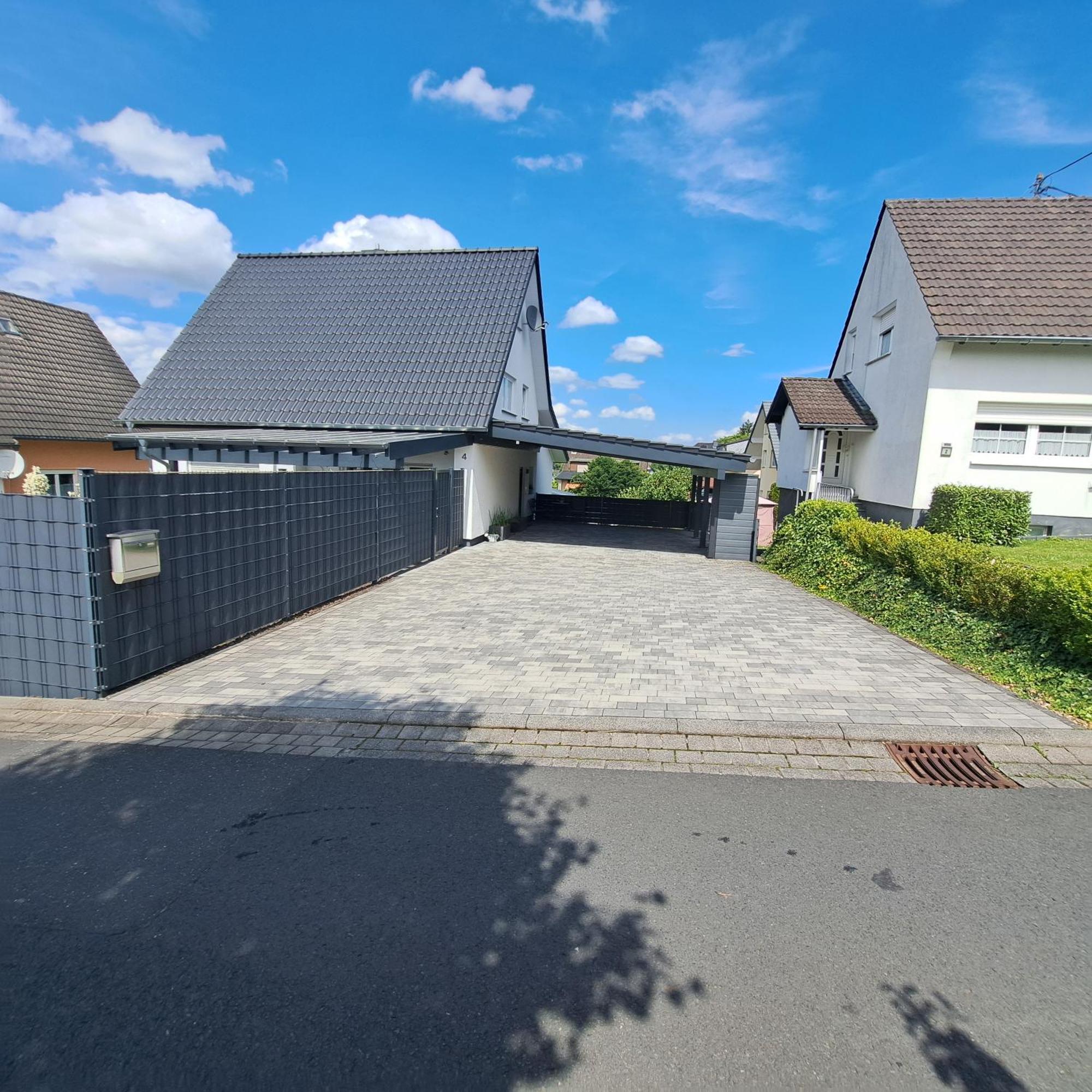 Wunderschoenes 2 Zimmer Apartment Inkl. Parkplatz Asbach  Exterior photo