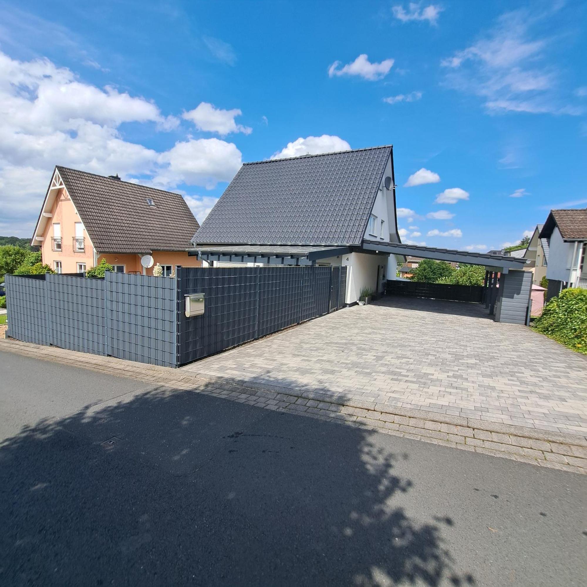 Wunderschoenes 2 Zimmer Apartment Inkl. Parkplatz Asbach  Exterior photo